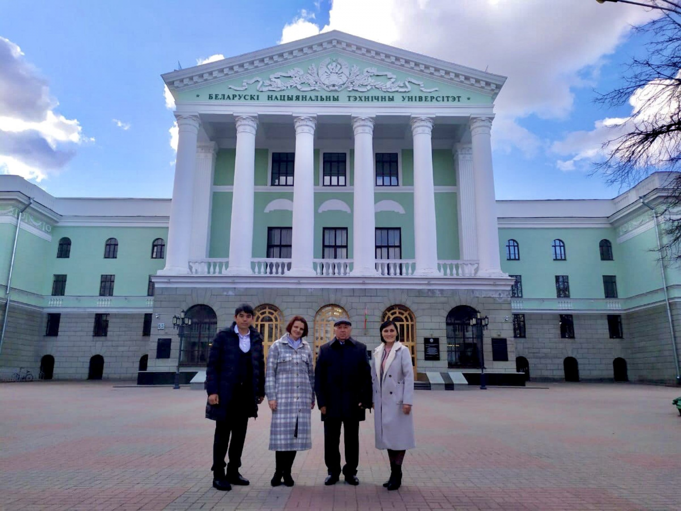 Начало конструктивного межкафедрального сотрудничества